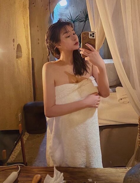 疯狂扫射林妹妹性感一流