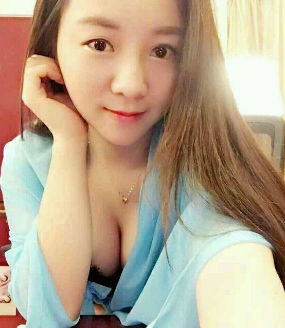 可亲可摸可69欣妍推荐出来