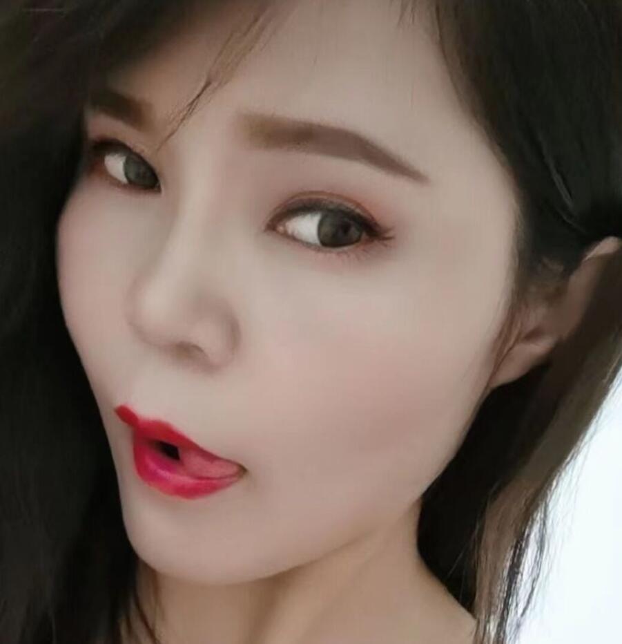 口爆女王表妹