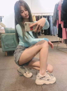 狂干风骚柚子诱惑十足