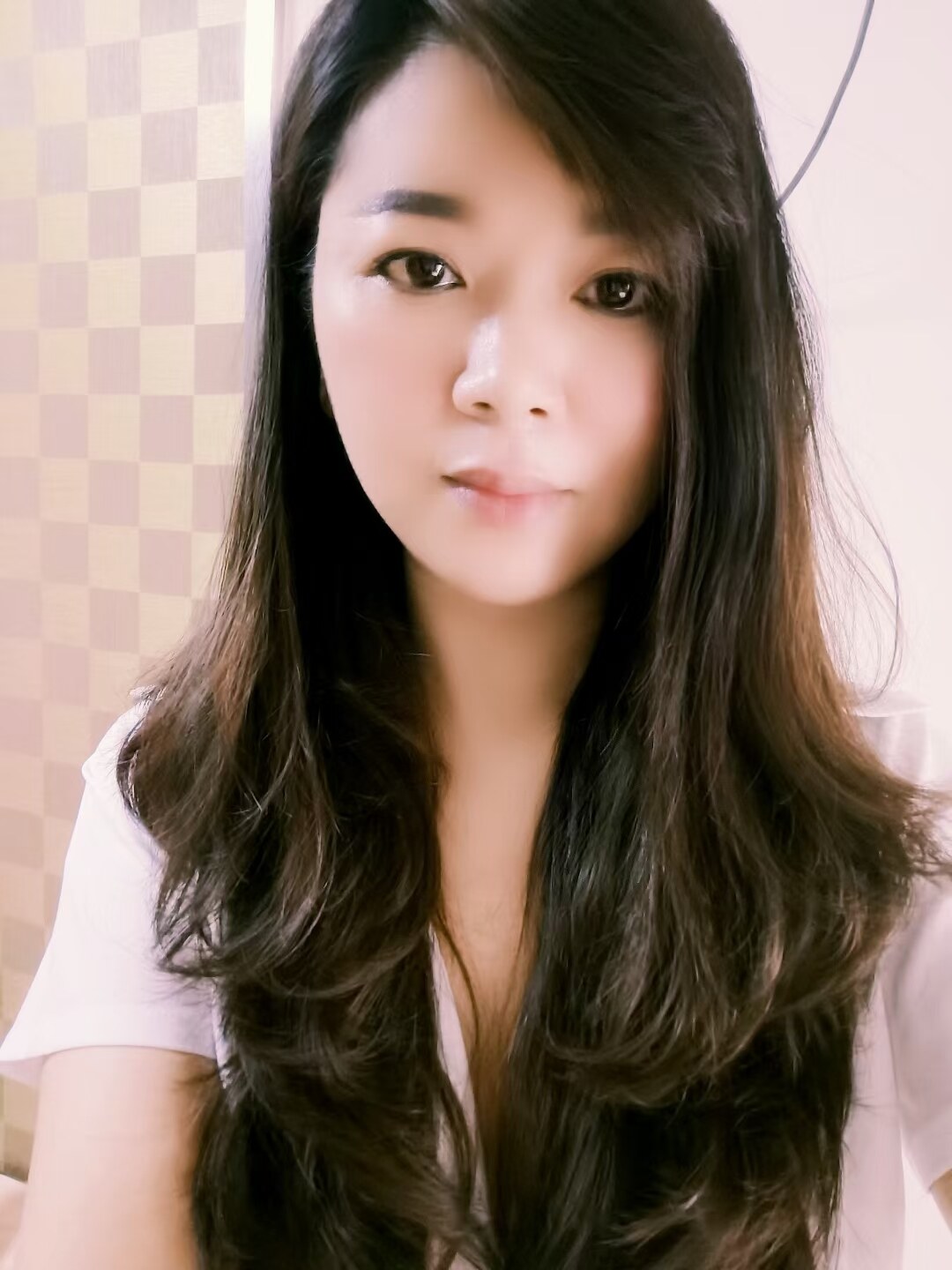 武汉洪山广场肥臀少妇