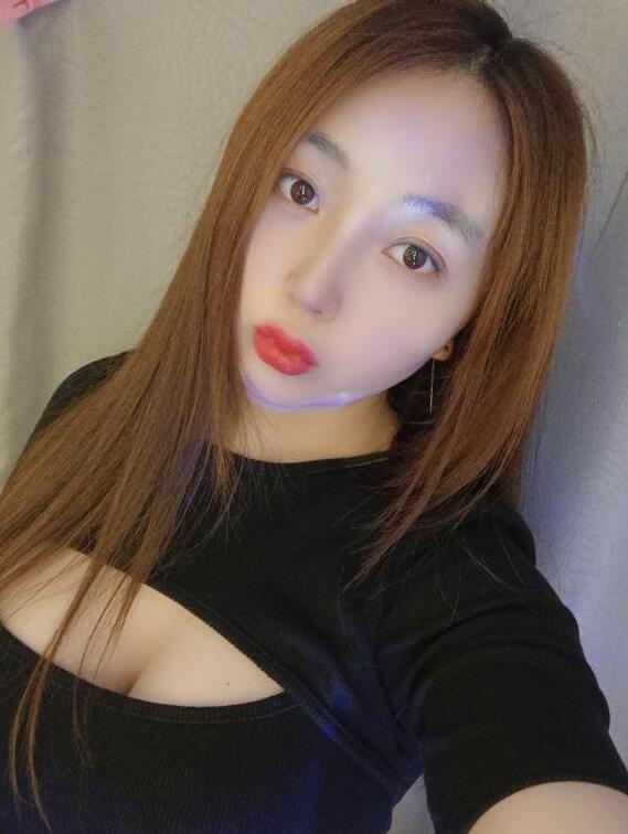 丰满波大肤白妹妹