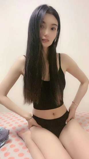 清纯粉逼小妹妹