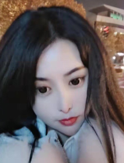 绝对的巨乳妹妹服务非常贴心