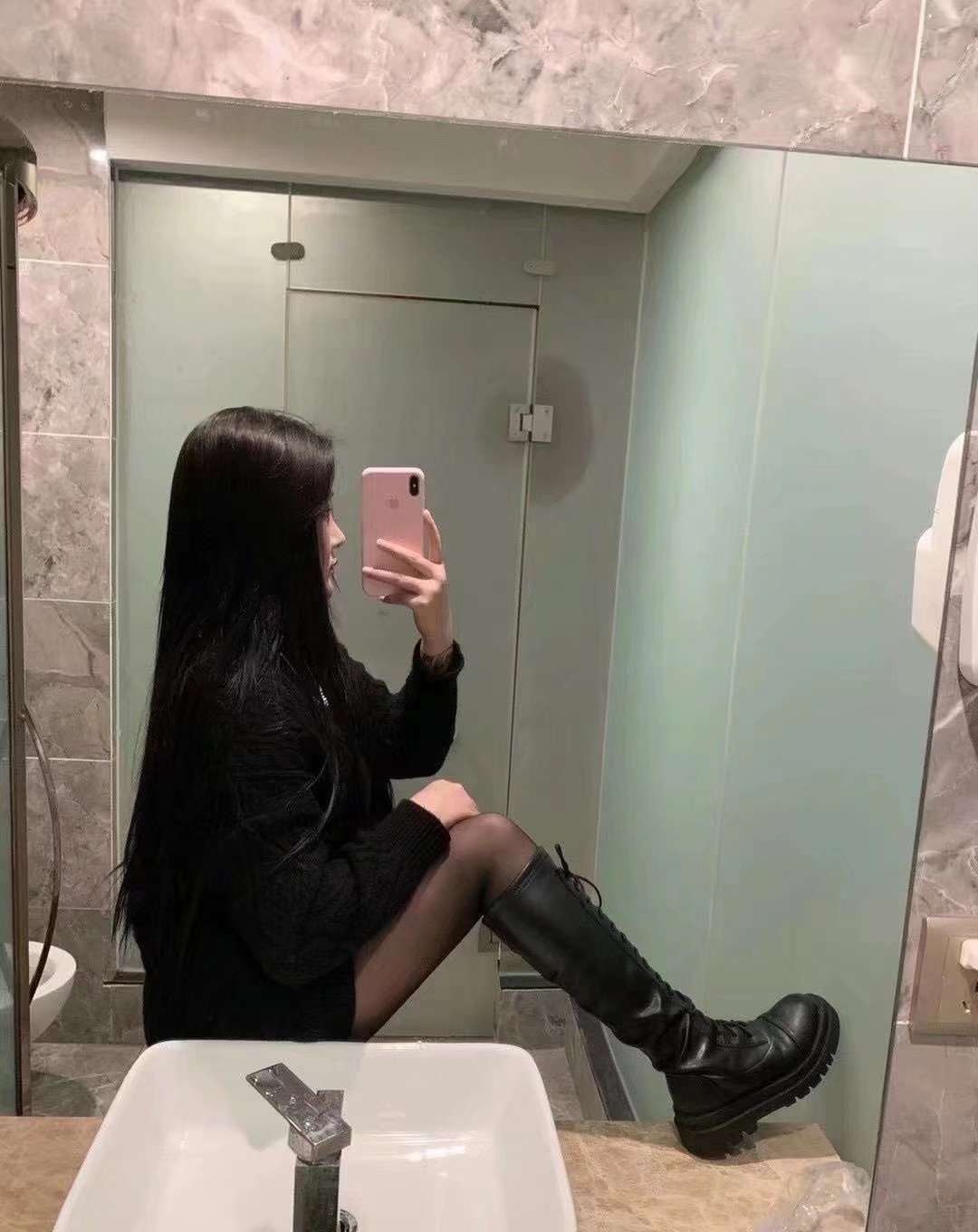 煌华晶萃城美女楼凤