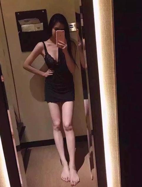 昆明约炮蒋怡，年轻耐操又风骚霸气