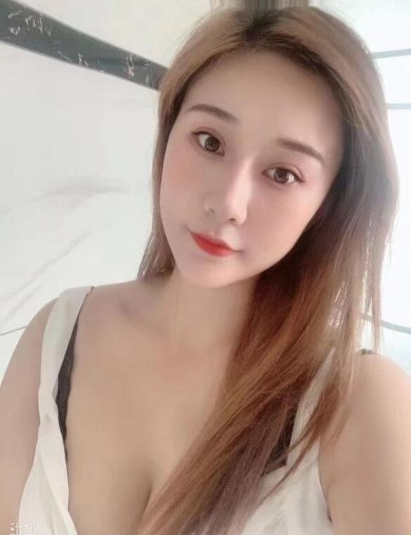 邂逅大胸小林子