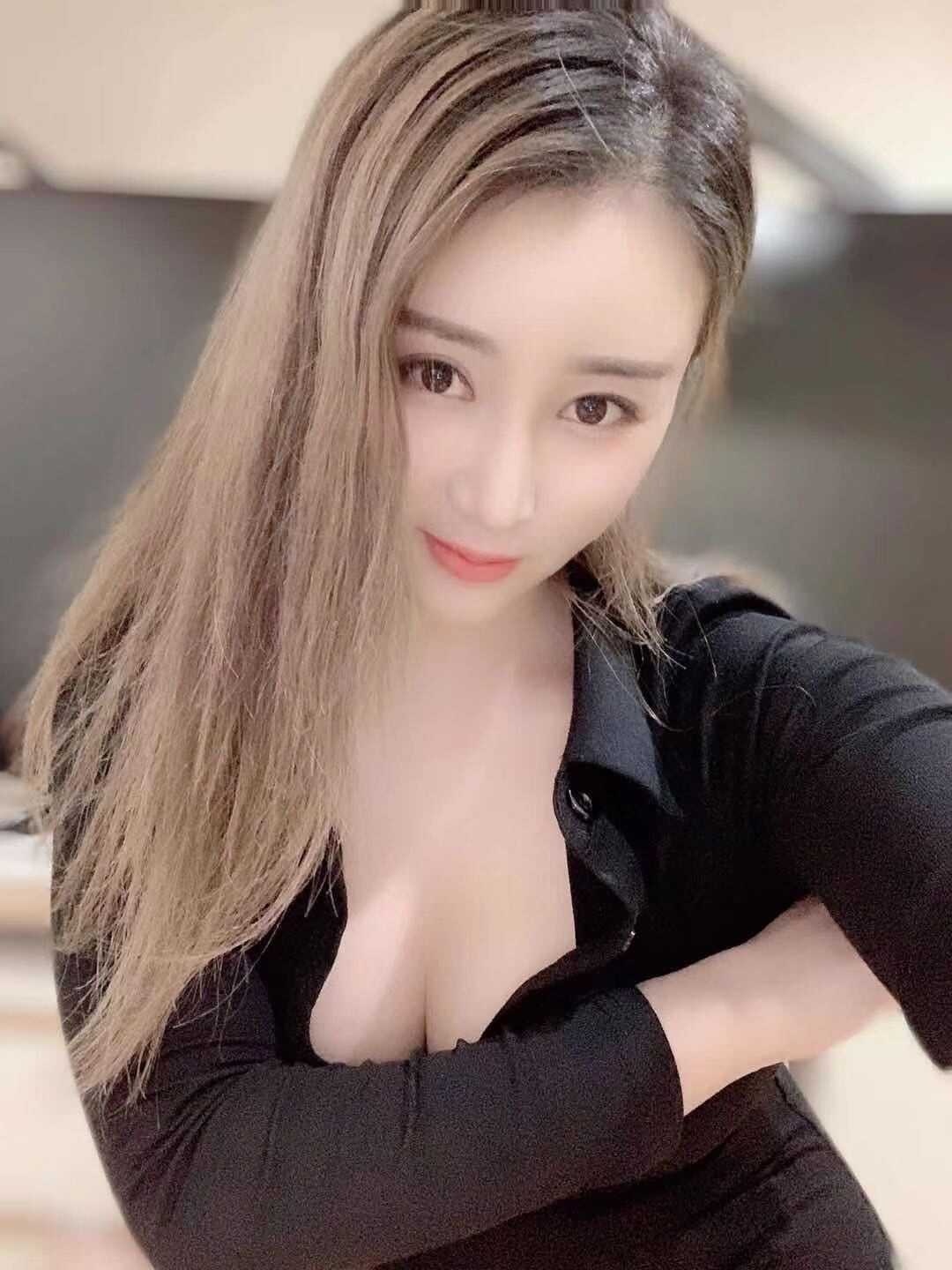 二七区大奶妹