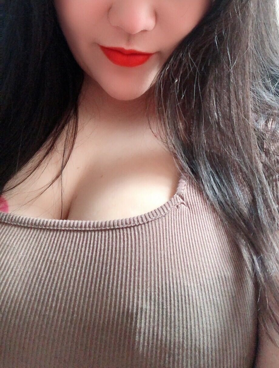 升龙国际大胸轻熟女