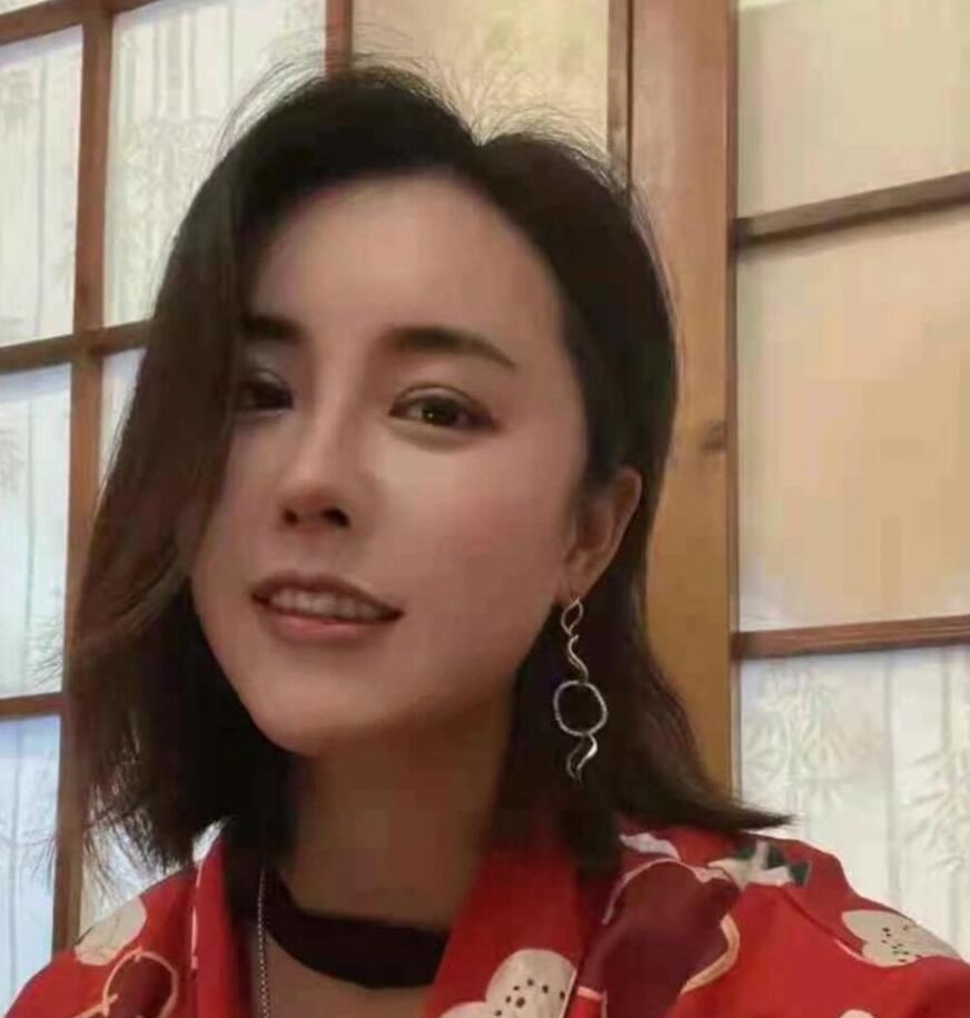 御姐菲菲