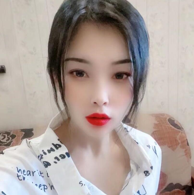 肤白貌美的亚运村朵朵