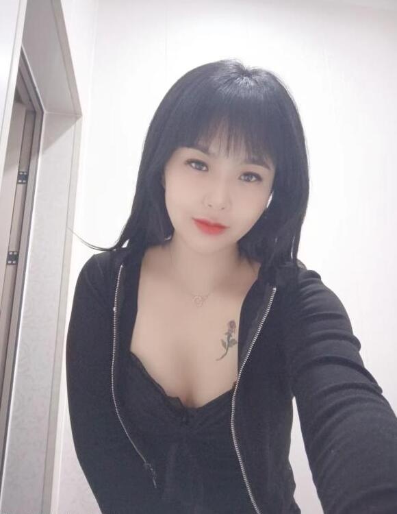 服务控香香