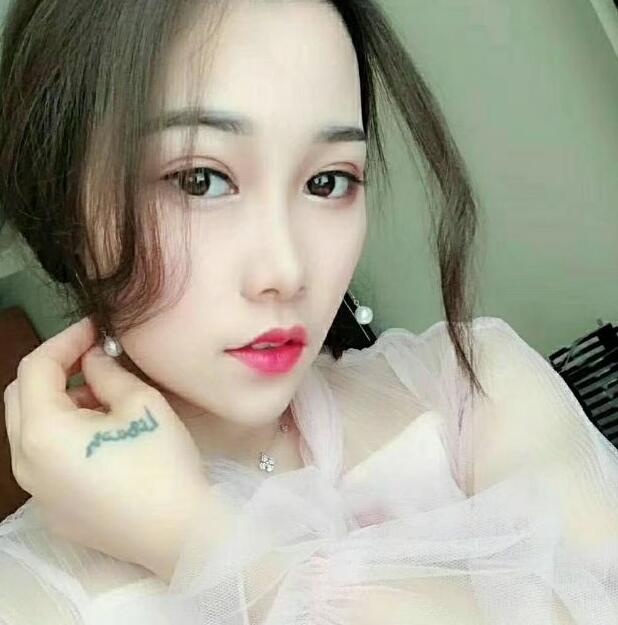 诱人小可爱萱萱