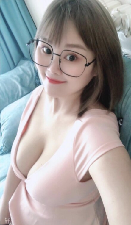 F大奶兼职楼凤珍妮