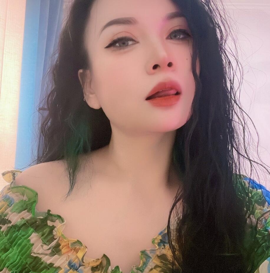 小浪妹干净白