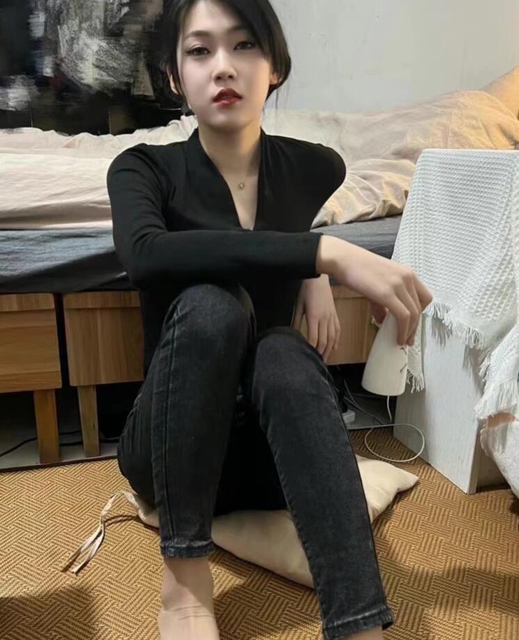 黑丝美腿