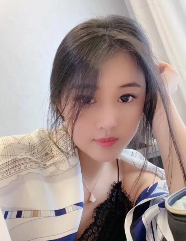 体验肤白小腰精