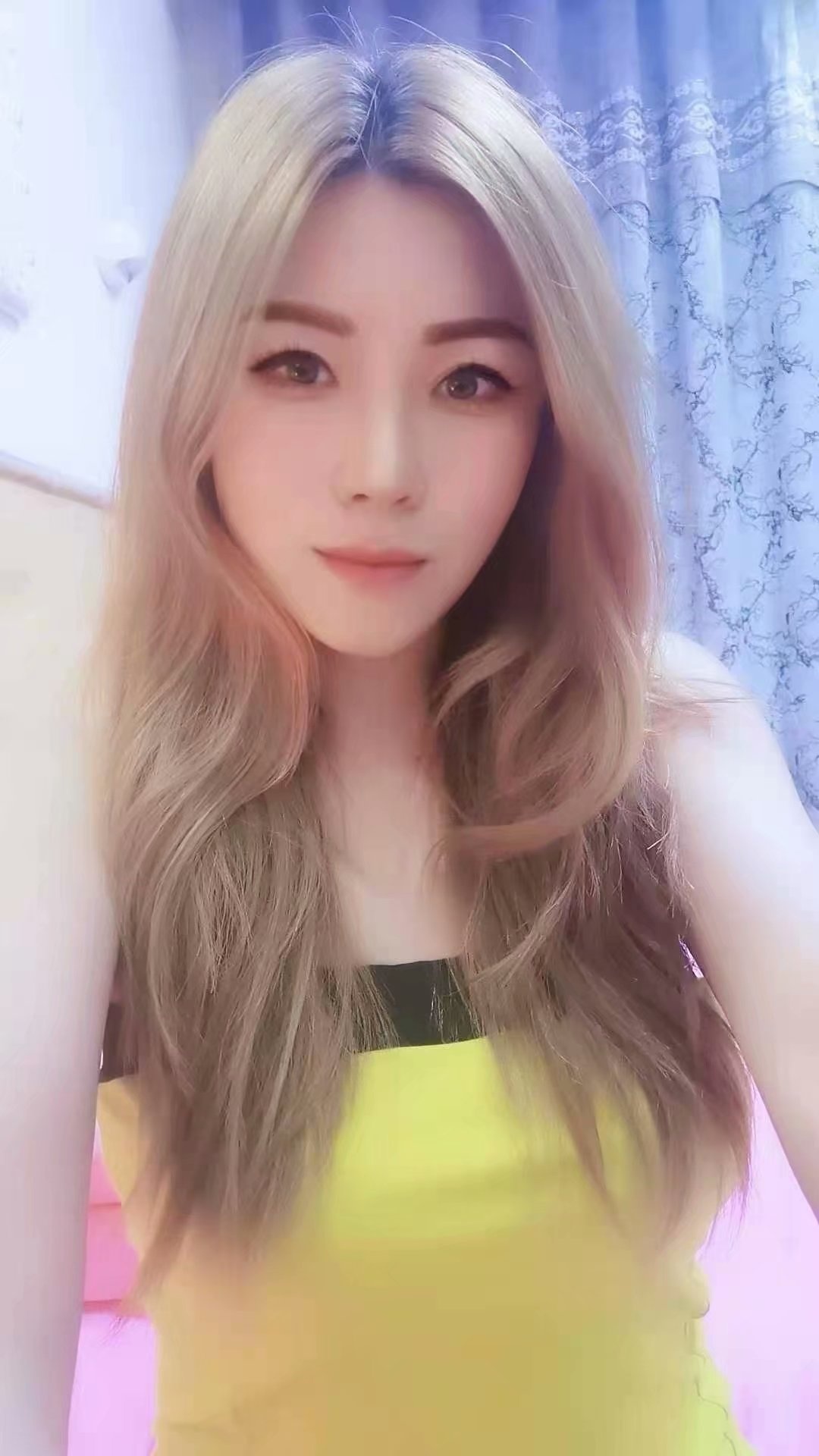 光谷露露