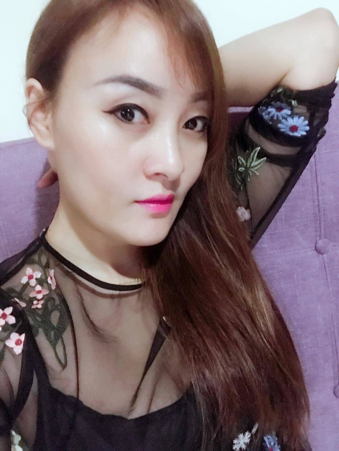  雁塔大胸兼职少妇