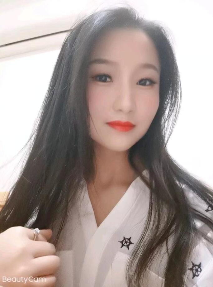 女友型妹妹七七