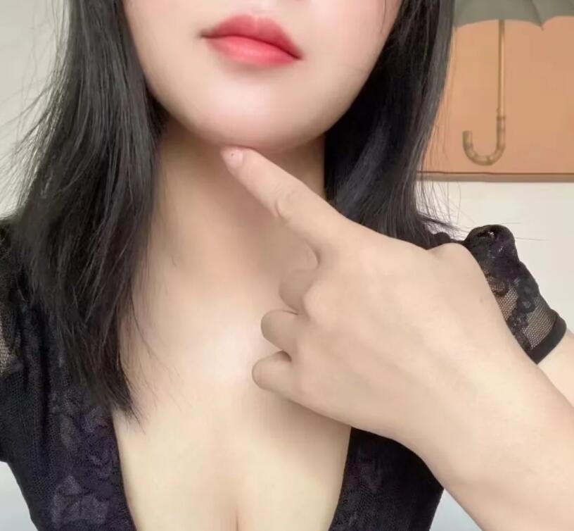 莎莎婷婷姐妹花