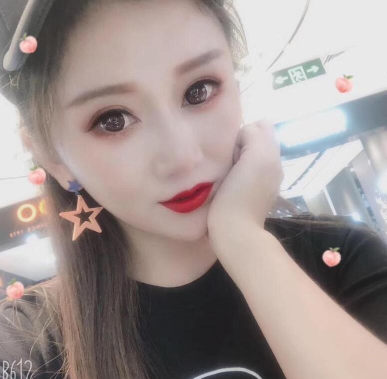 丰满妹子智乔