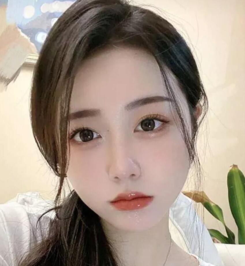 兰州清纯兼职小妹
