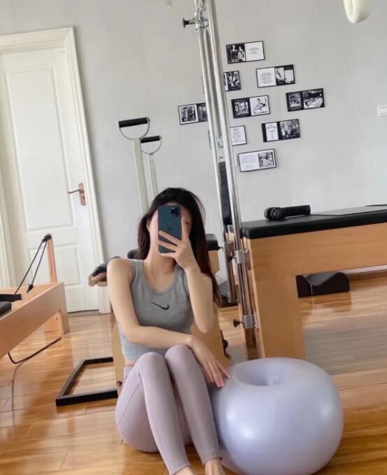嫩妹娜娜爽记