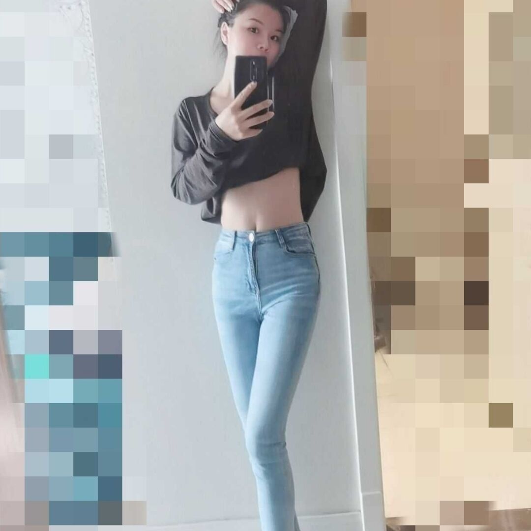 身材不错的年轻女人