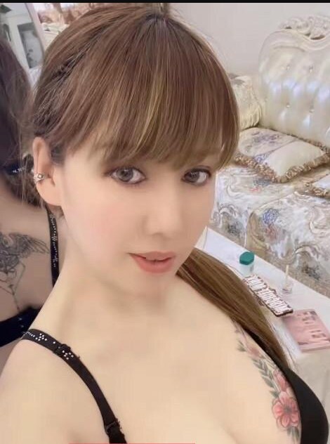 大奶熟女兼职楼凤莉莉