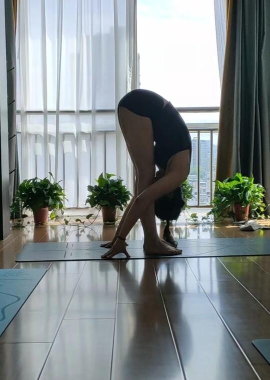 异域风情小姐姐