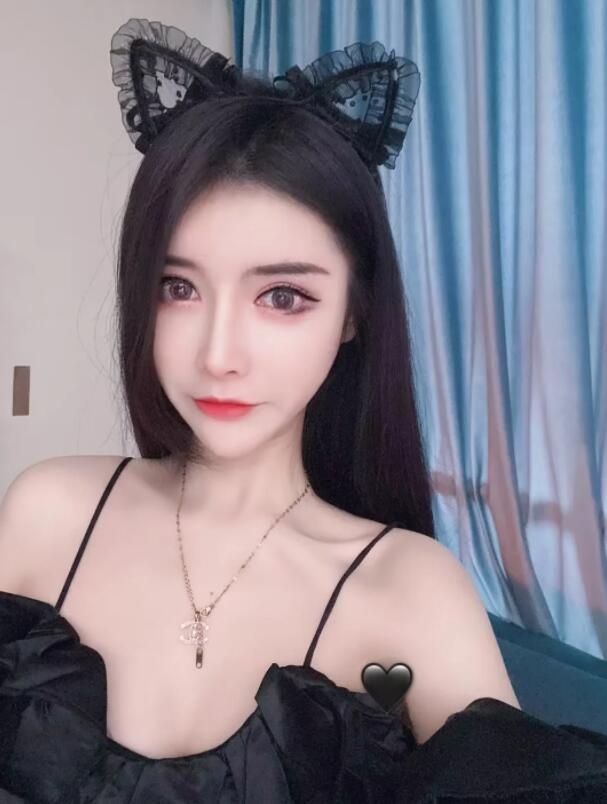 卡子门亚楠