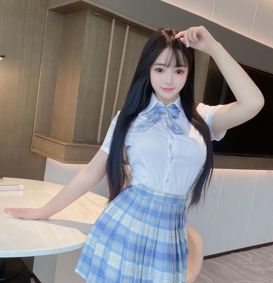 年轻漂亮婉儿