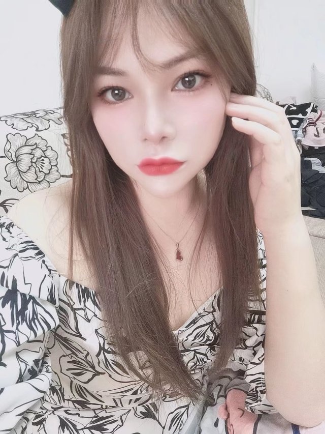 兰州大眼睛美女，舌功很好