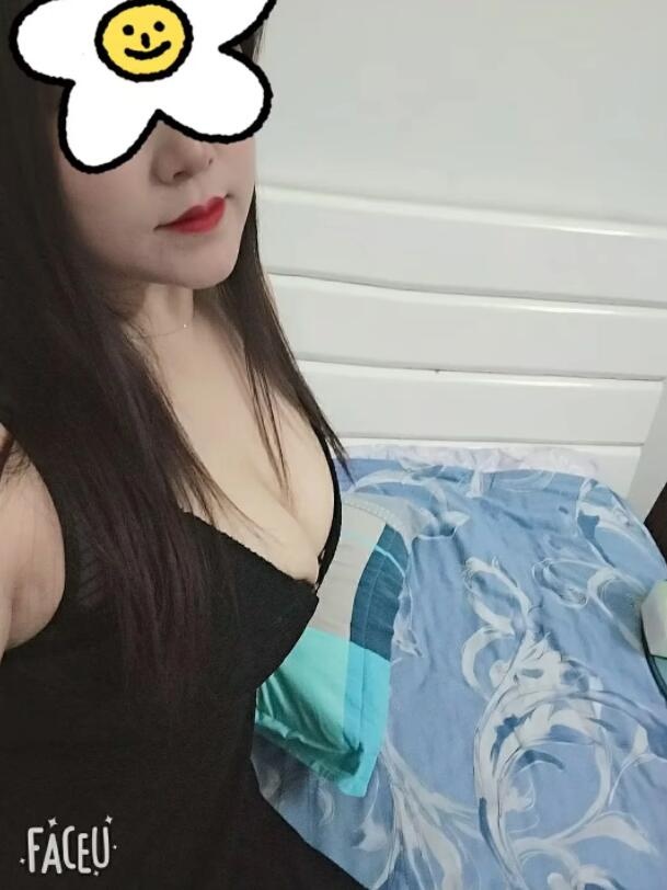 少妇苏菲老师上课爽