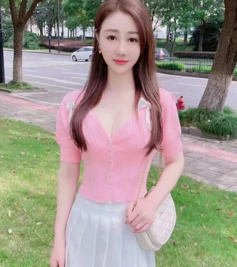 非常骚的少妇