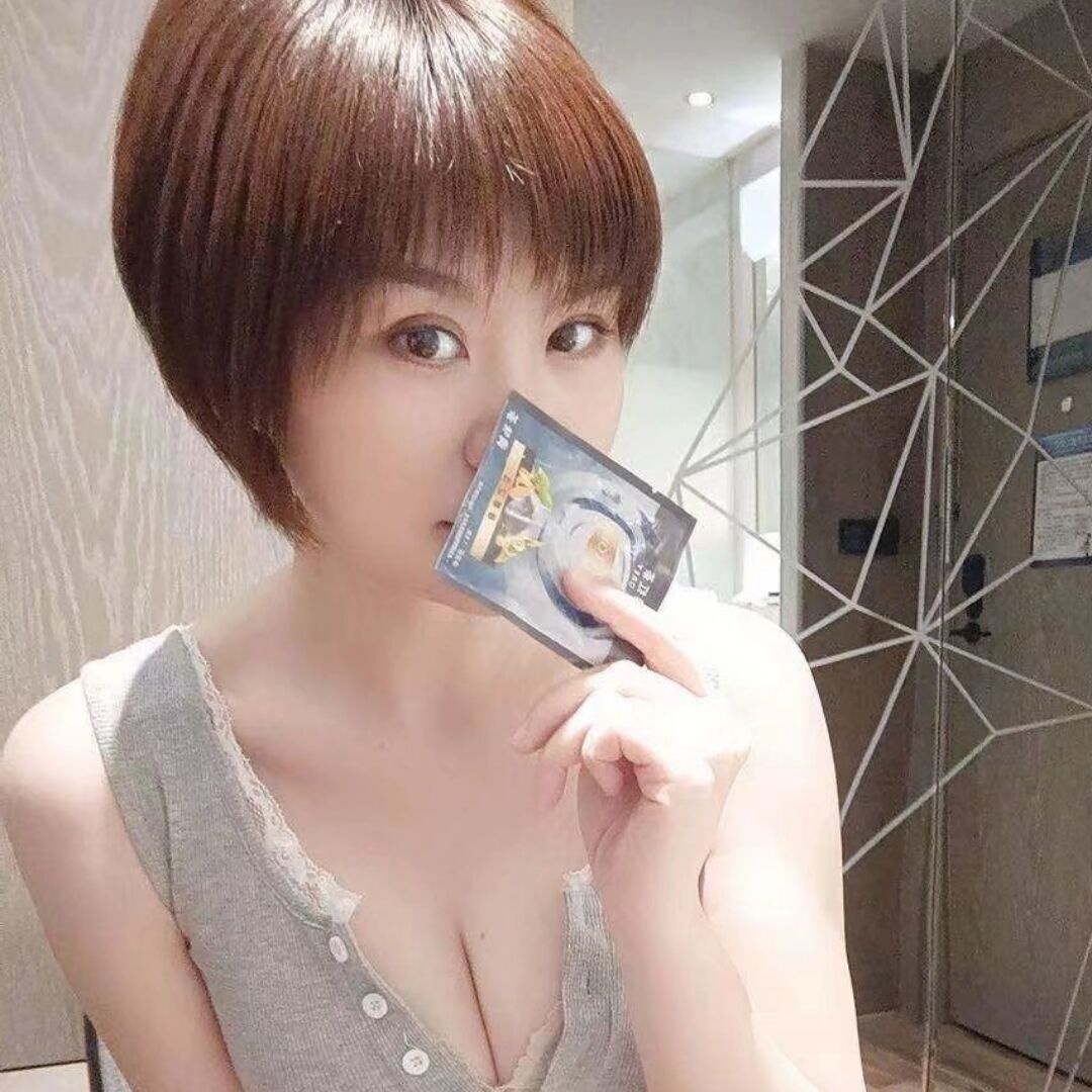 合肥包河短发气质美女