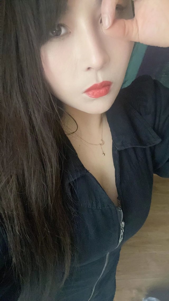 温江E奶妹