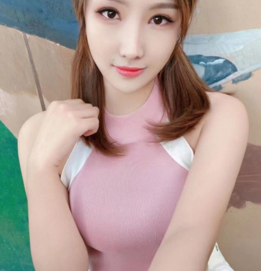 性感小姐姐嘻嘻