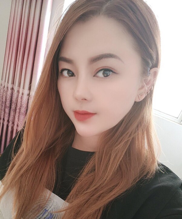 颜值不错的少妇姐姐