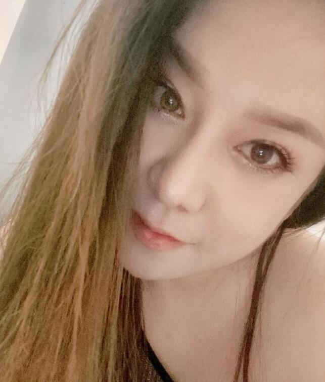 颜值很不错的小妹