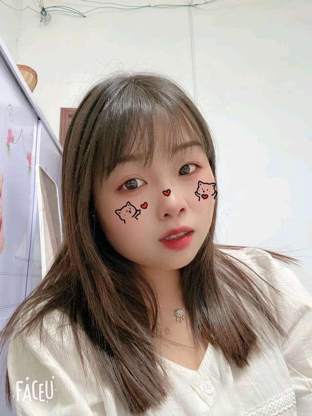 金水区00后精神小妹