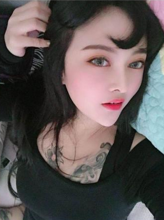 重庆喷水女王火舞