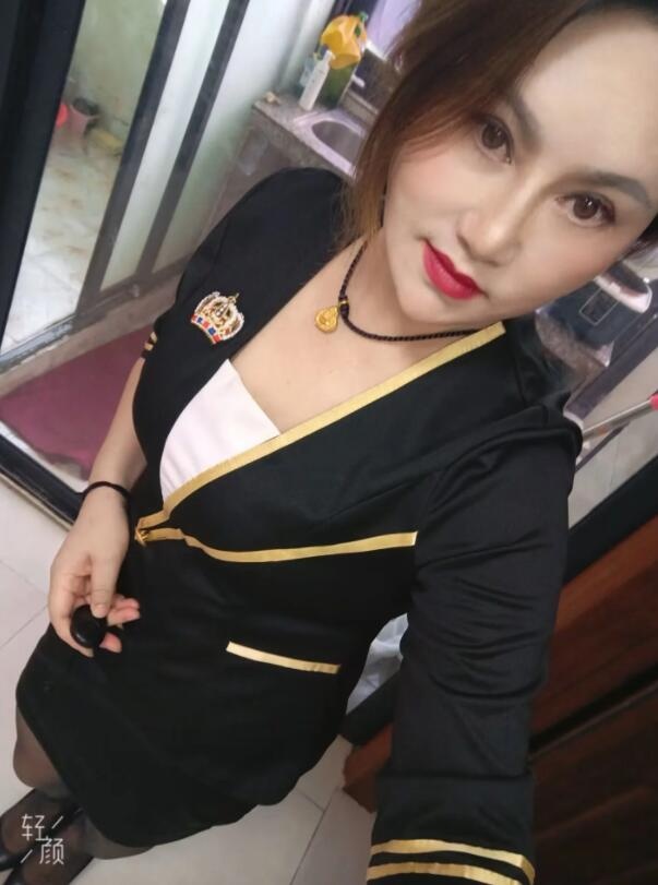 屁股大的少妇一枚