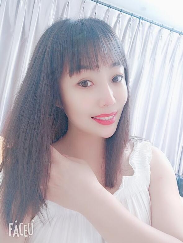 少妇服务用心，制服多