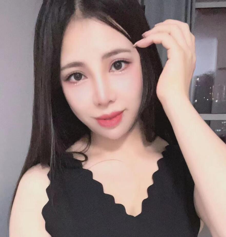 体验大胸妹