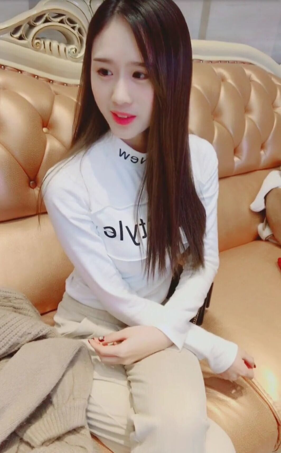 杭州上城小妹胸美臀翘