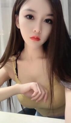 约会闷骚型妹子