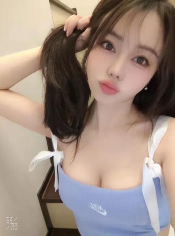 颜值高，做爱还很配合
