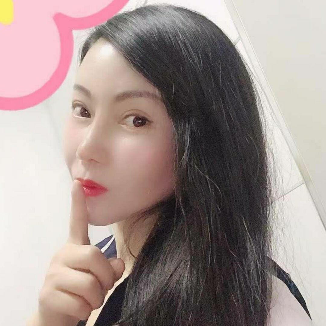 广州丝袜熟女的足交服务